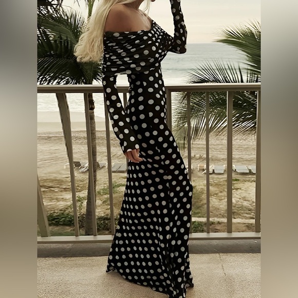 Black & white mesh long sleeve off shoulder maxi dress - stretchy & fully lined - Picture 2 of 5
